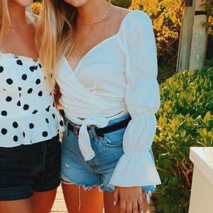 White long sleeve puffy sleeved top from Moon River